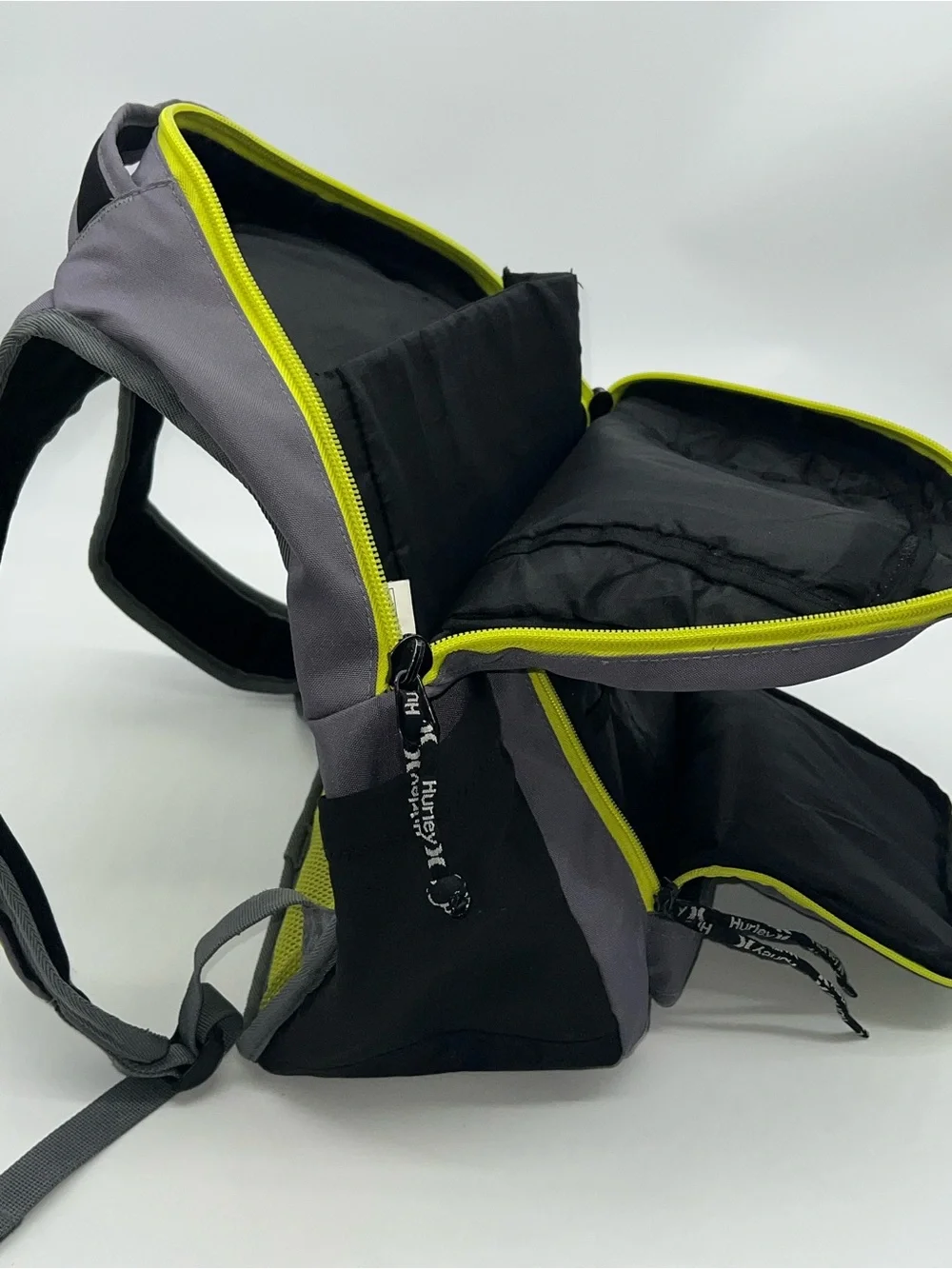Hurley Backpack Multi-Pockets Outside Padded Computer Pocket Inside Grey/Yellow